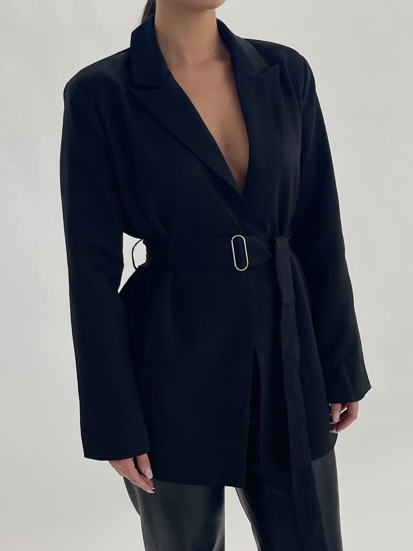 Naomi belted blazer